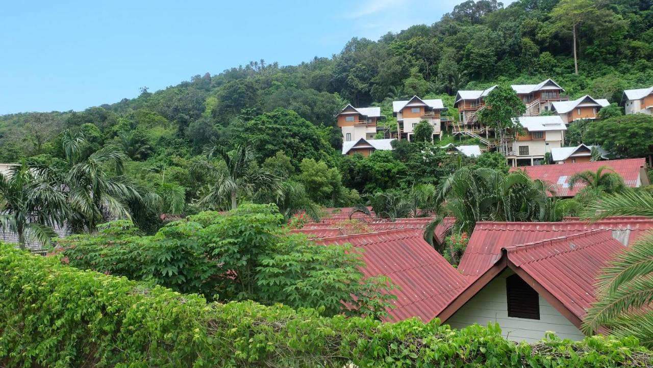Rehab Hostel Phi Phi Islands Exterior photo