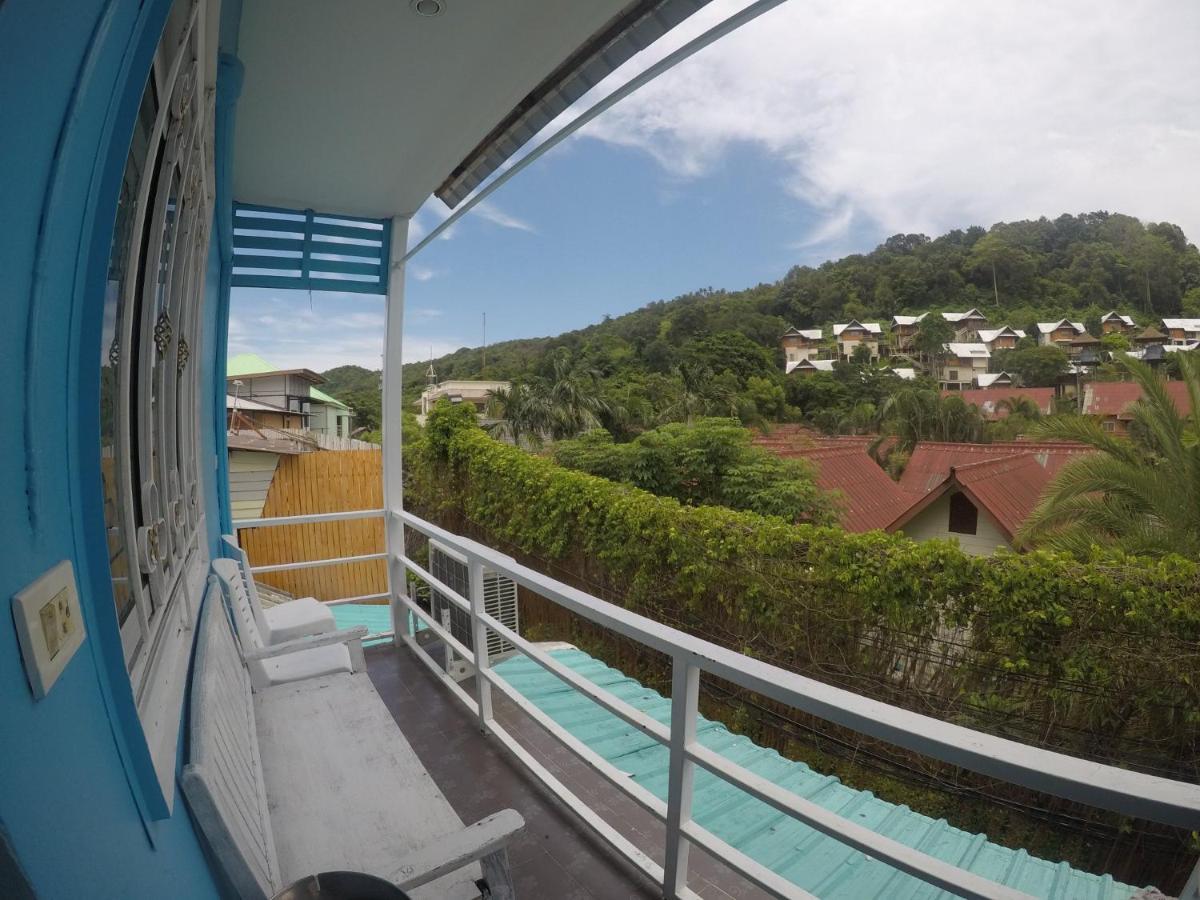 Rehab Hostel Phi Phi Islands Exterior photo